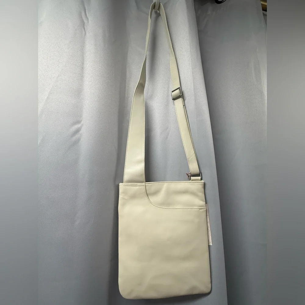 RADLEY LONDON Cream Crossbody Bag NWT